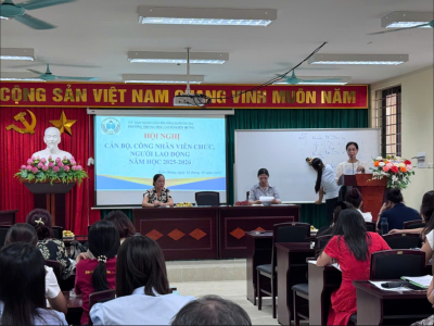 Trường THCS Kiến Hưng tổ chức Hội nghị cán bộ, viên chức, người lao động năm học 2025 – 2026