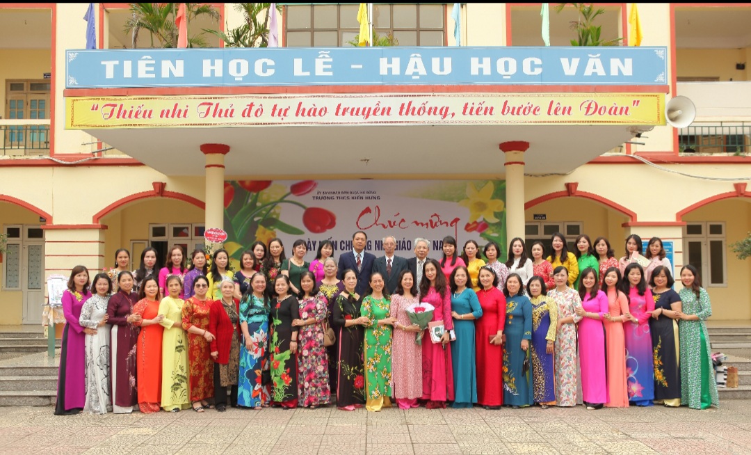 Kỷ niệm 38 năm Ngày Nhà giáo Việt Nam (20/11/1982 - 20/11/2020)