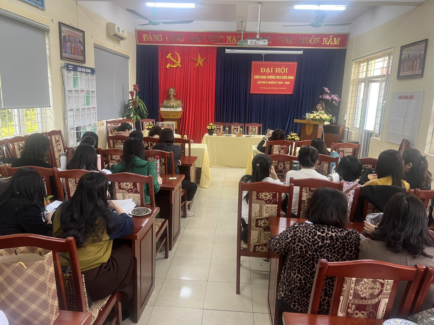 Đại hội Công đoàn trường THCS Kiến Hưng