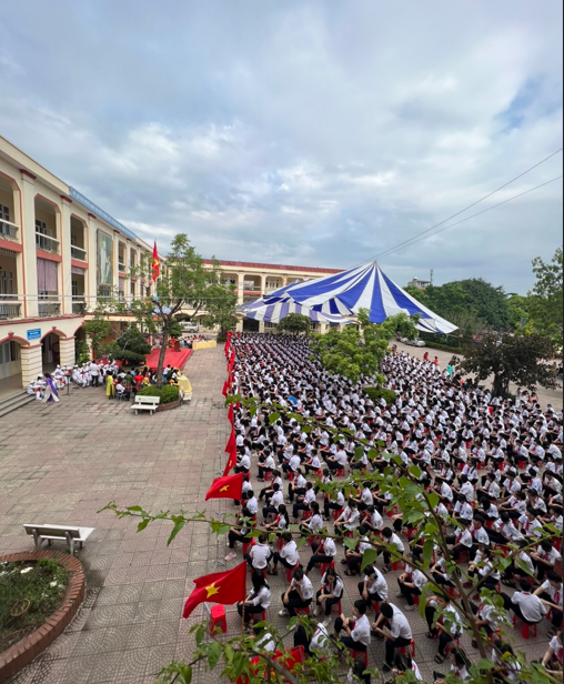 Danh sách cán bộ giáo viên dạy thêm trong nhà trường